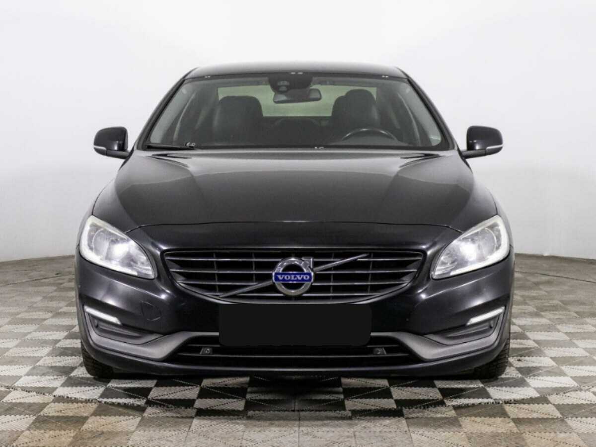 Volvo S60 с пробегом — 2013 год. Фото: #1