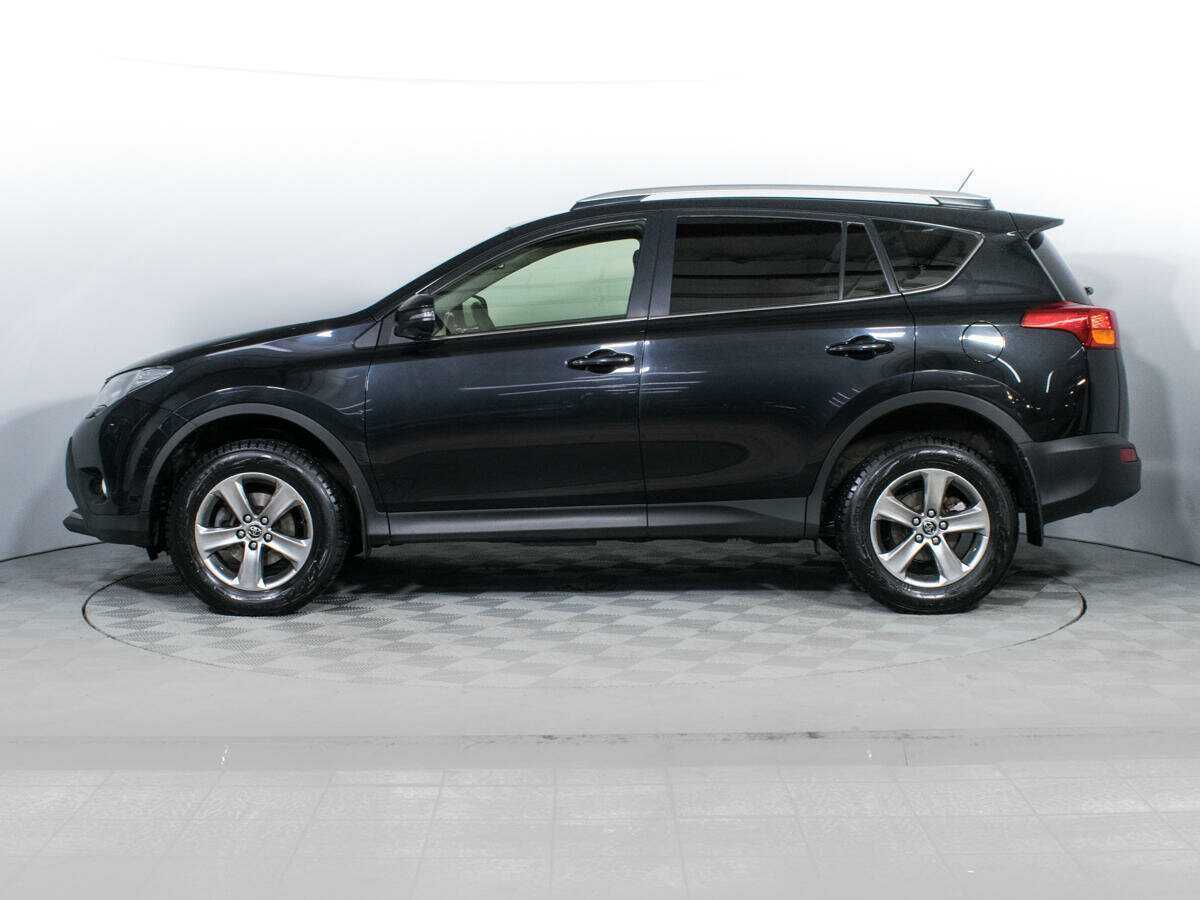 Toyota RAV4 с пробегом — 2015 год. Фото: #7