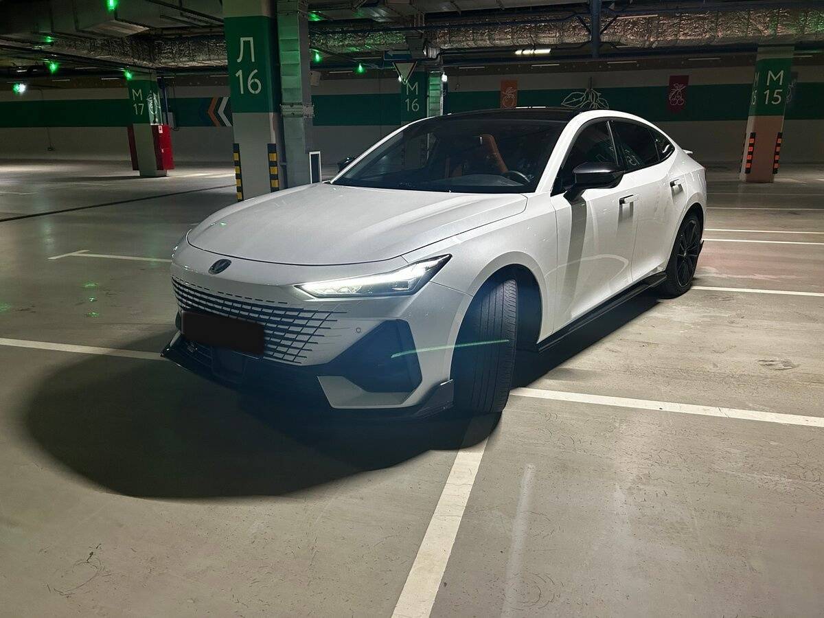 Changan UNI-V с пробегом — 2023 год. Посмотреть фото