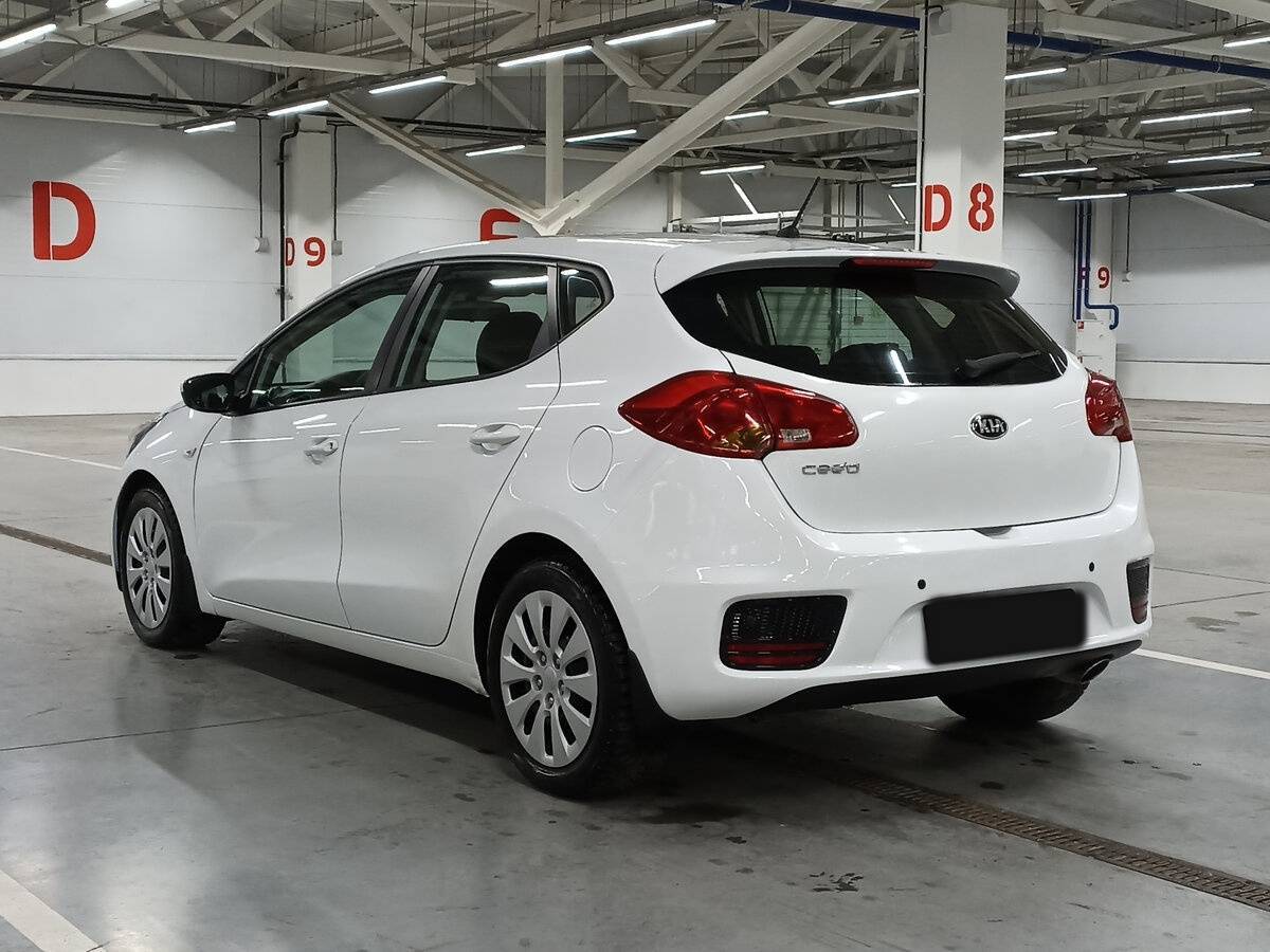 Kia Ceed с пробегом — 2015 год. Фото: #6