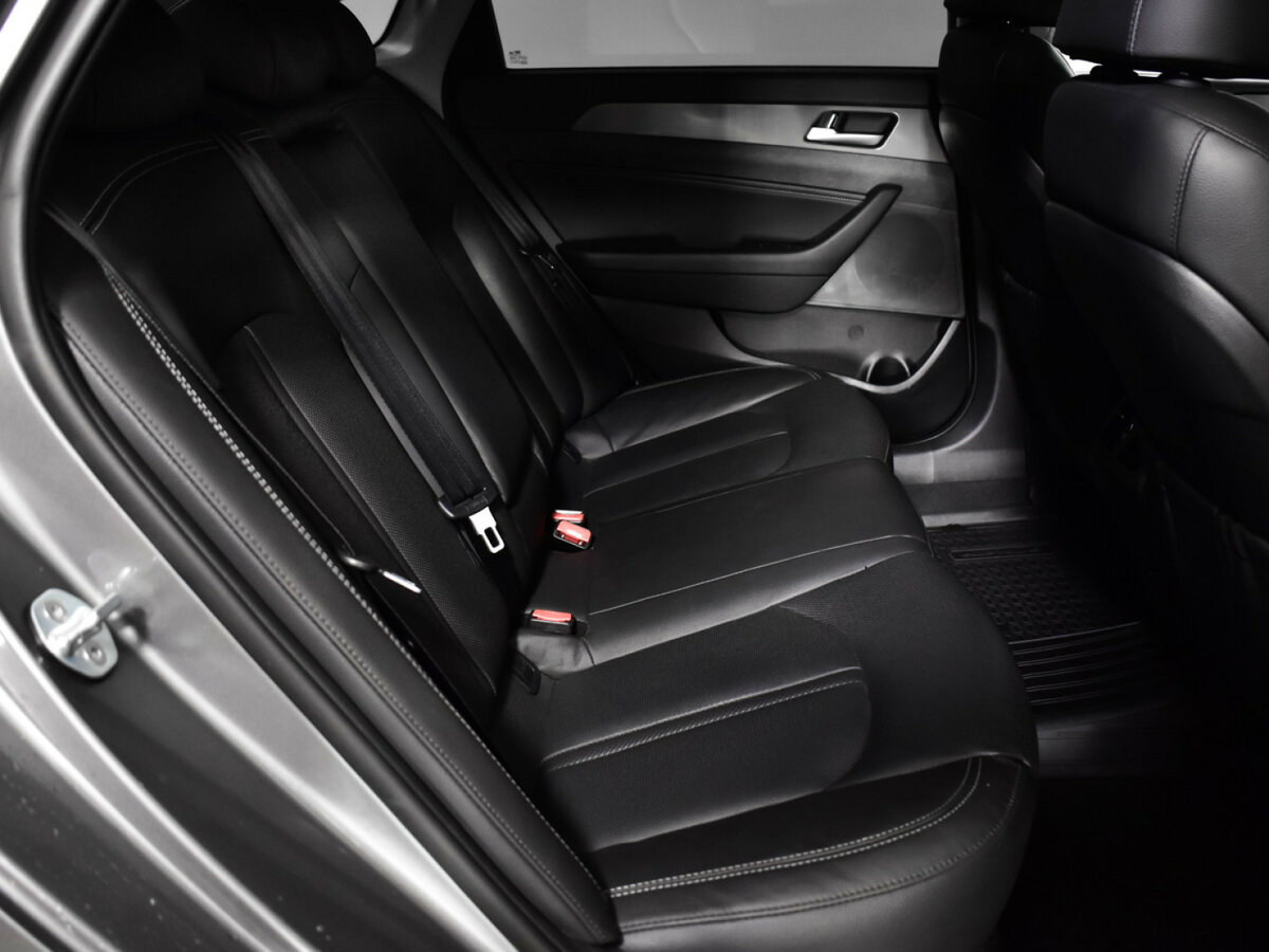 Hyundai Sonata с пробегом — 2018 год. Фото: #8