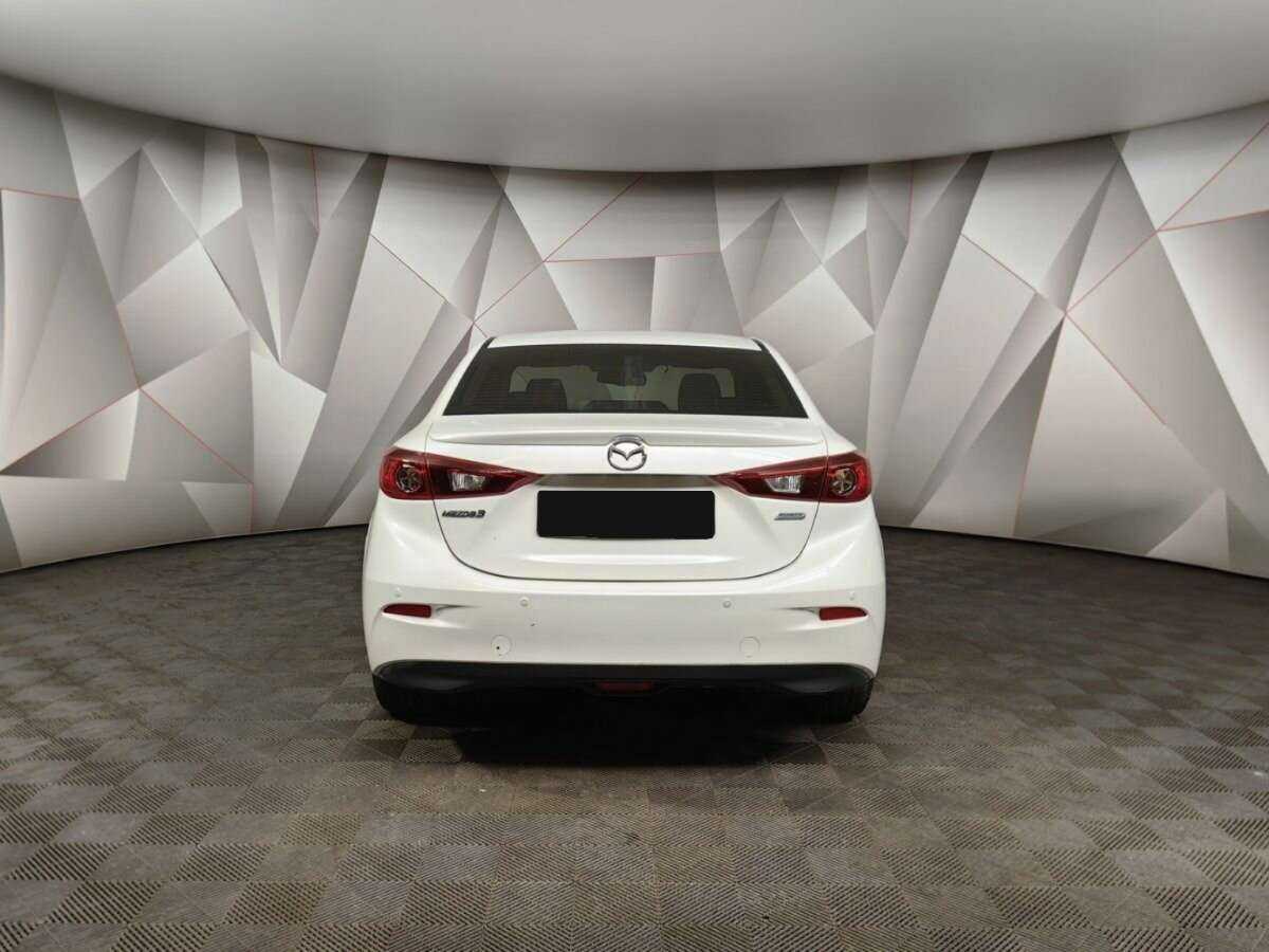 Mazda 3 с пробегом — 2014 год. Фото: #7