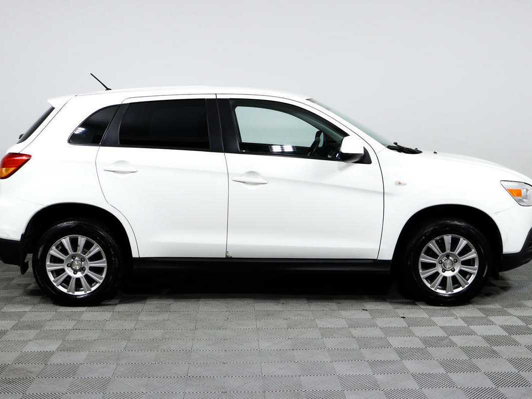 Mitsubishi ASX с пробегом — 2012 год. Фото: #3