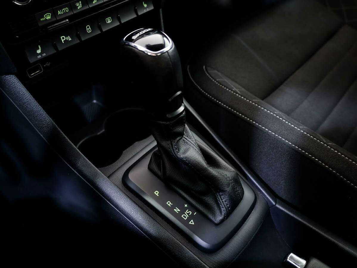 Skoda Rapid с пробегом — 2018 год. Фото: #17