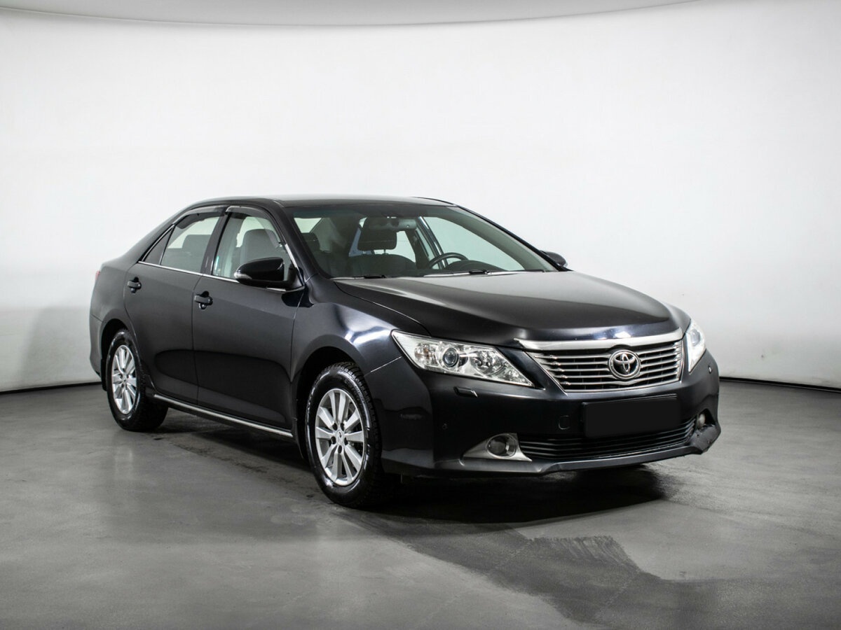 Toyota Camry с пробегом — 2013 год. Фото: #2
