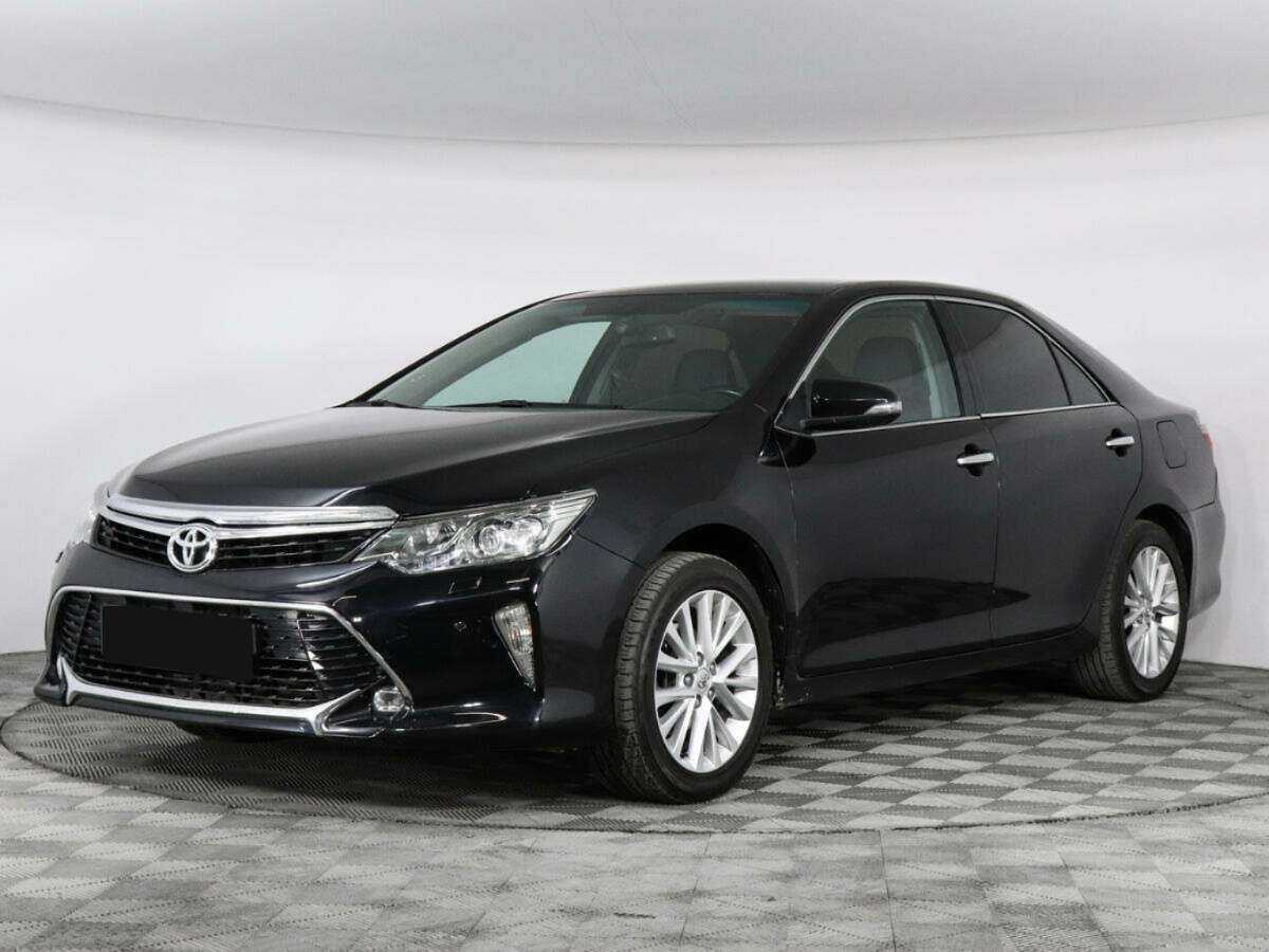 Toyota Camry с пробегом — 2015 год. Посмотреть фото