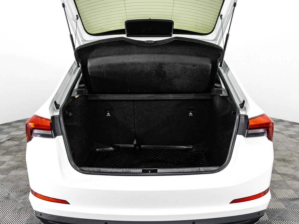Skoda Rapid с пробегом — 2020 год. Фото: #13