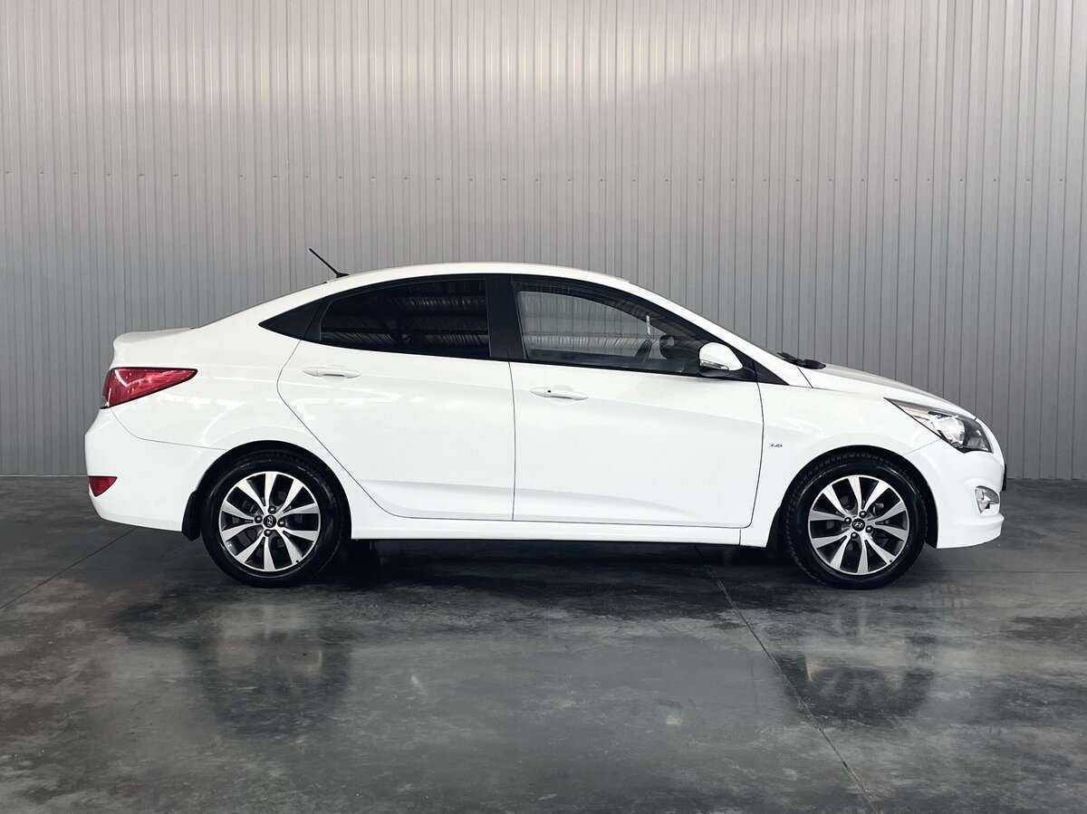 Hyundai Solaris с пробегом — 2016 год. Фото: #3