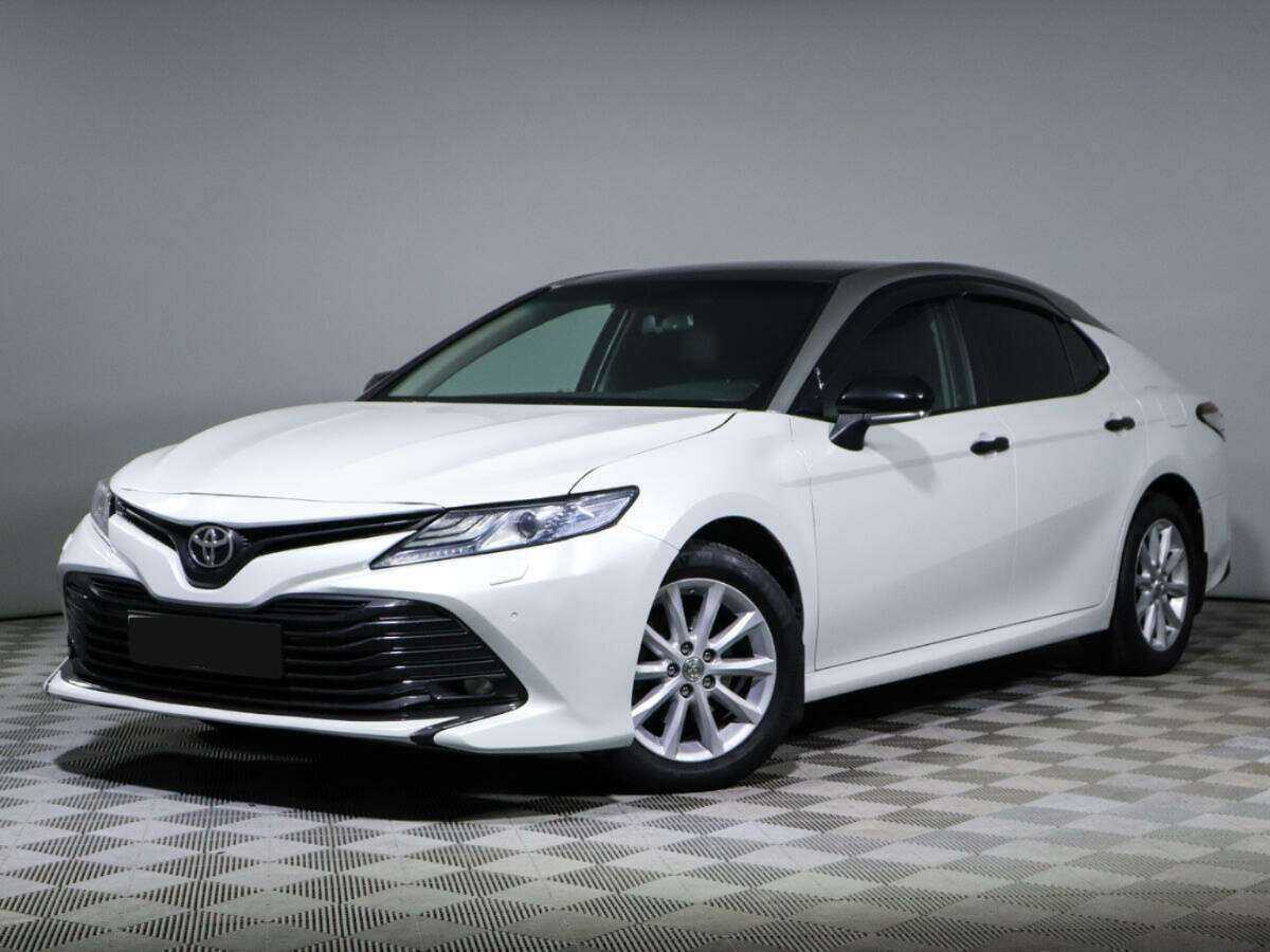 Toyota Camry с пробегом — 2019 год. Фото: #0