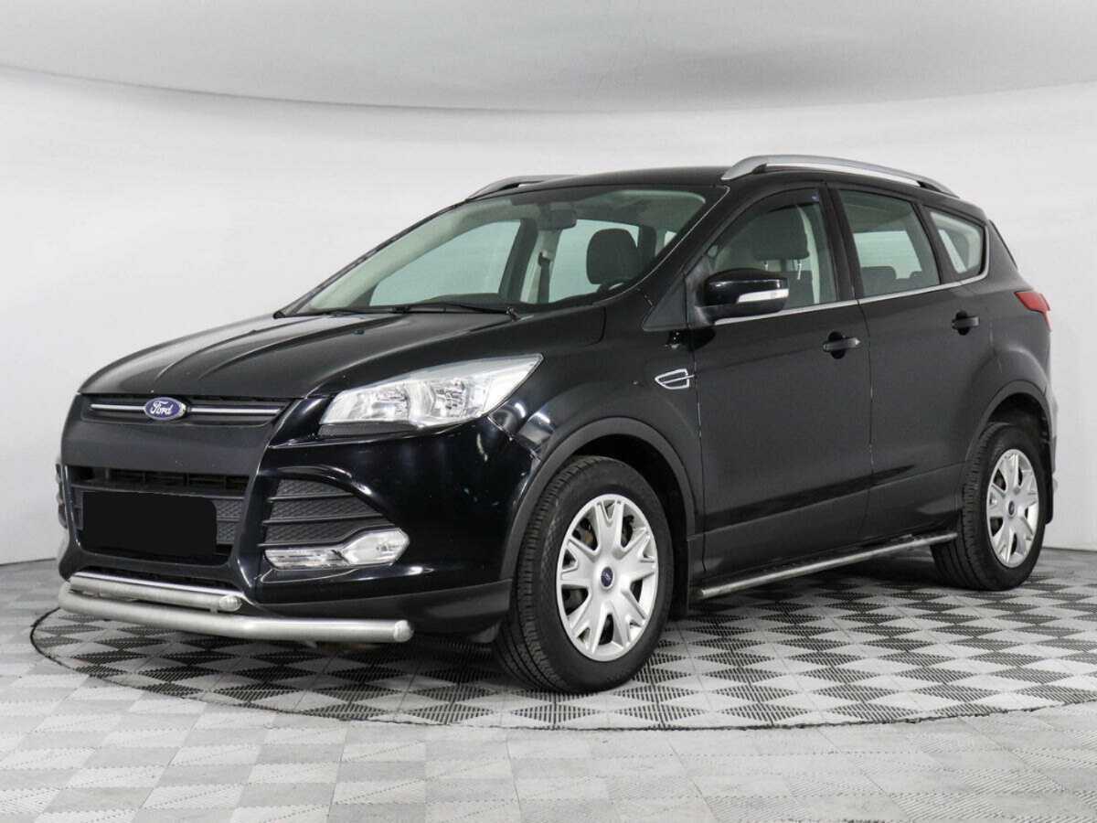 Ford Kuga с пробегом — 2015 год. Фото: #0