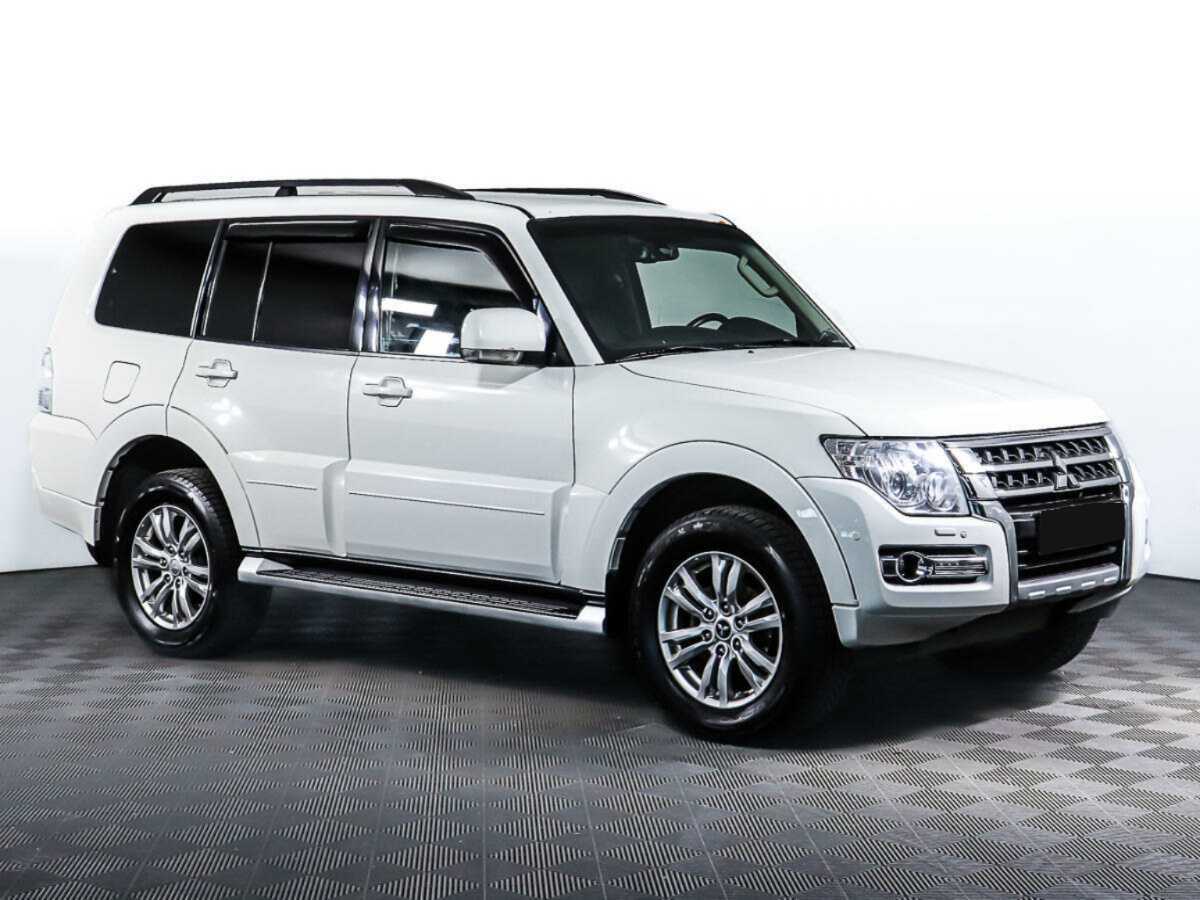 Mitsubishi Pajero с пробегом — 2014 год. Посмотреть фото