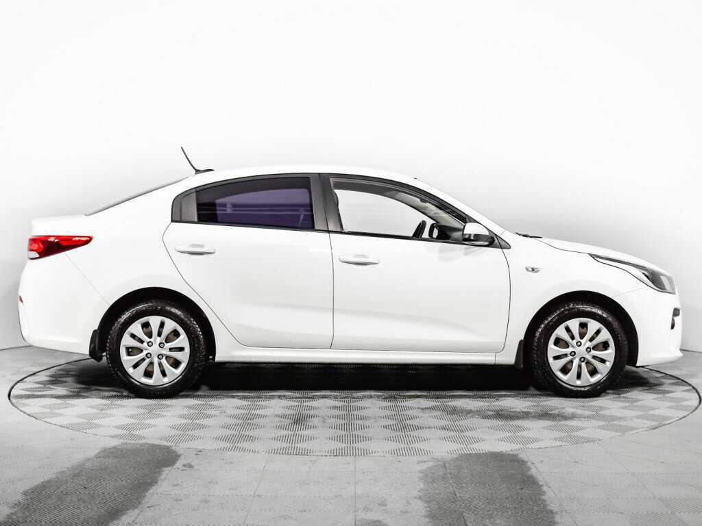 Kia Rio с пробегом — 2018 год. Фото: #3