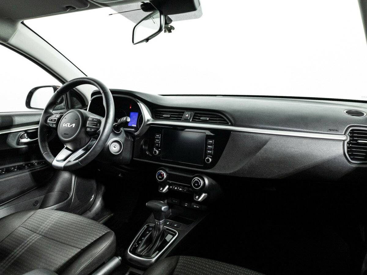 Kia Rio с пробегом — 2021 год. Фото: #8