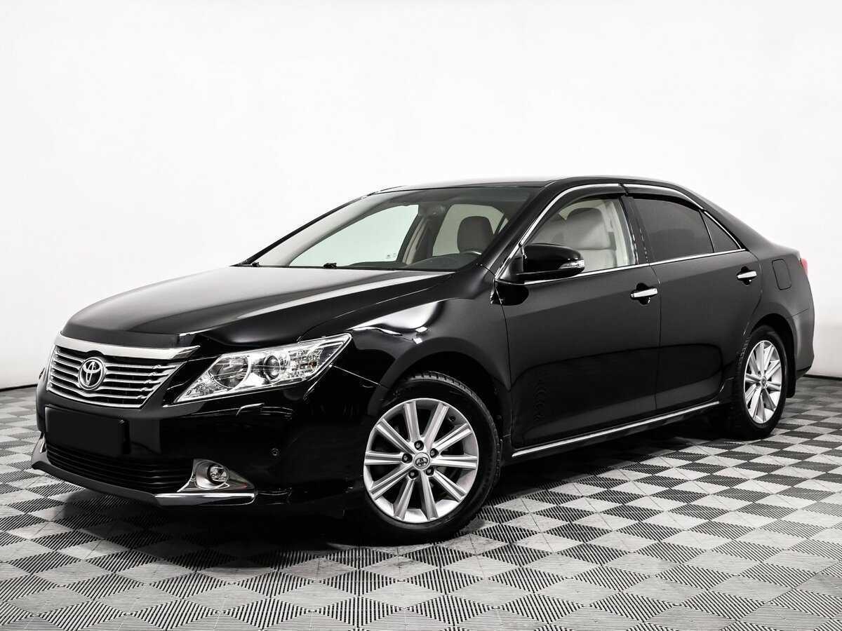 Toyota Camry с пробегом — 2013 год. Фото: #0