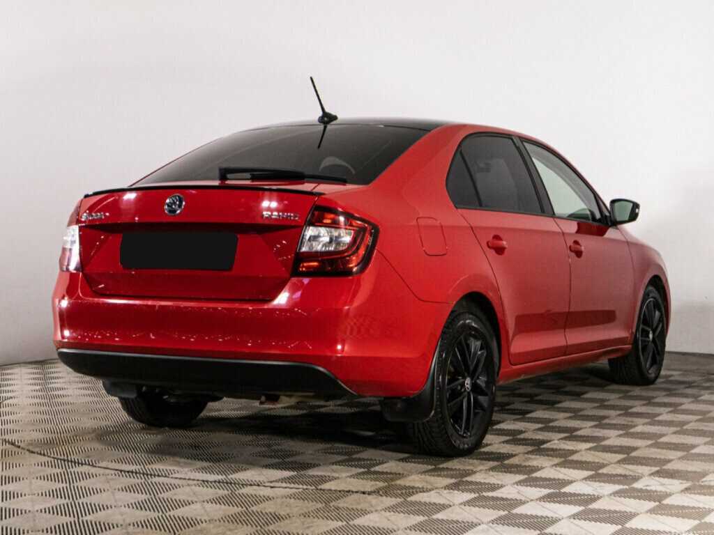 Skoda Rapid с пробегом — 2018 год. Фото: #4
