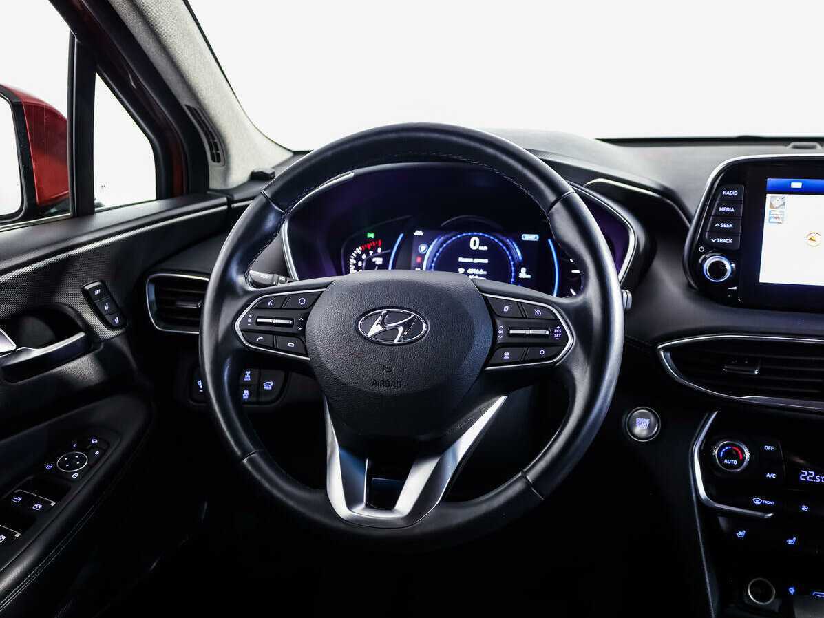 Hyundai Santa Fe с пробегом — 2019 год. Фото: #9