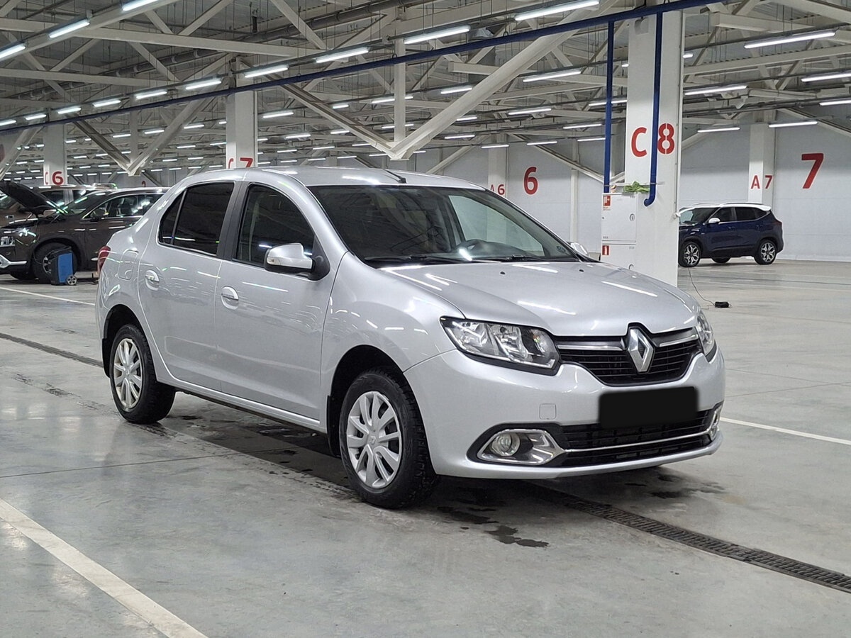 Renault Logan с пробегом — 2015 год. Фото: #2