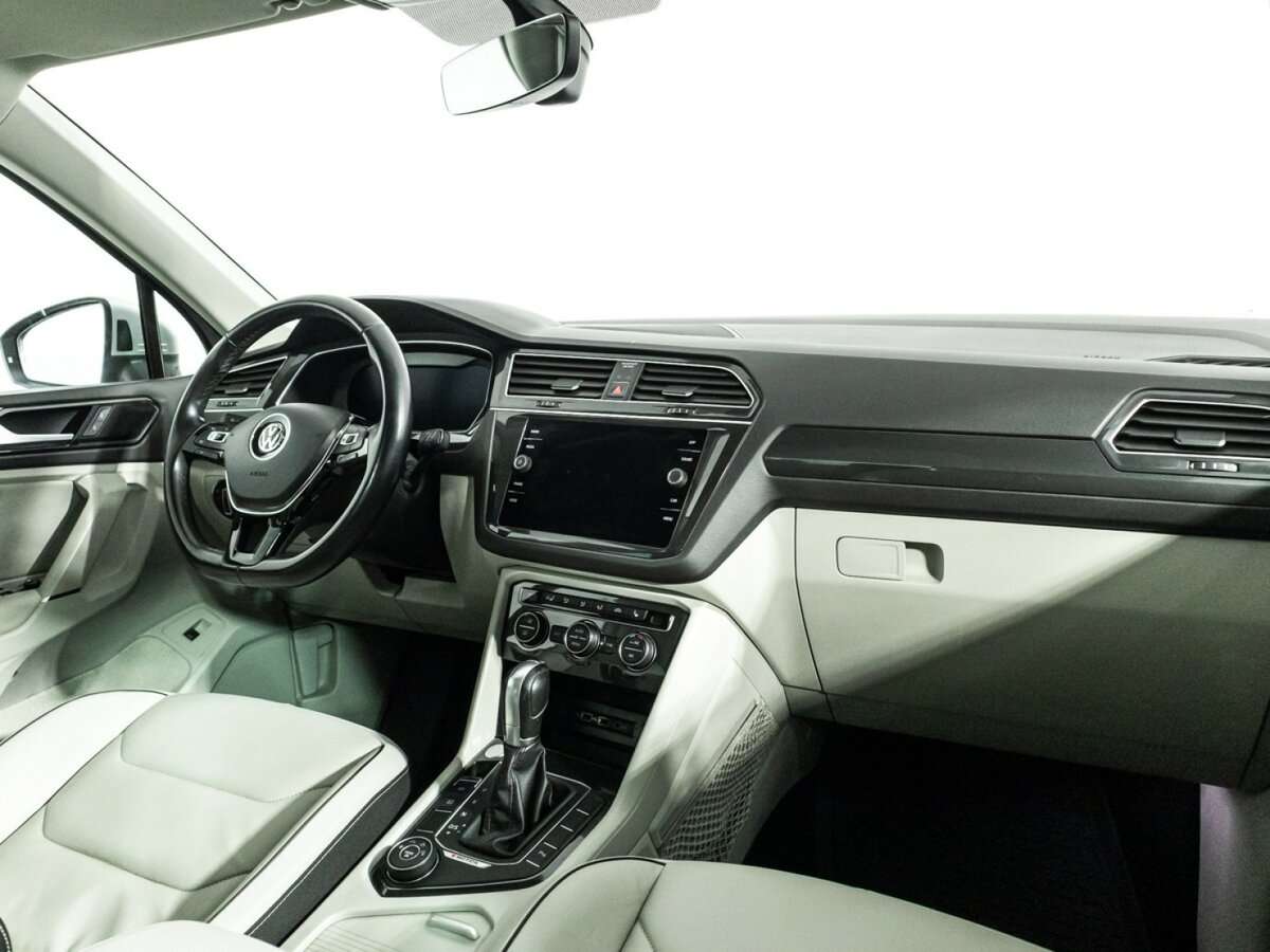 Volkswagen Tiguan с пробегом — 2018 год. Фото: #7