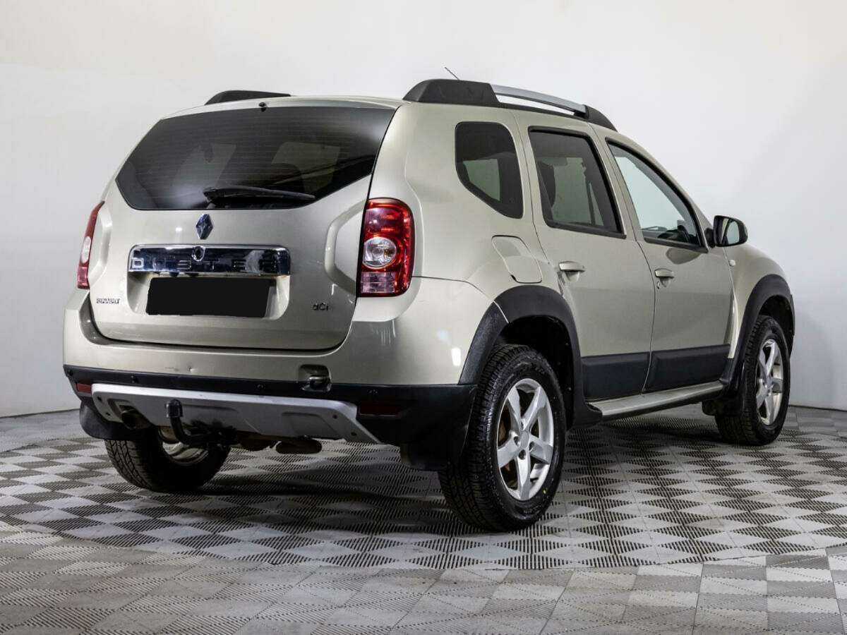 Renault Duster с пробегом — 2013 год. Фото: #4