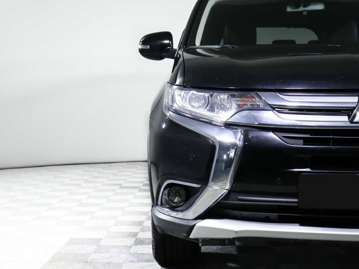 Mitsubishi Outlander с пробегом — 2018 год. Фото: #14