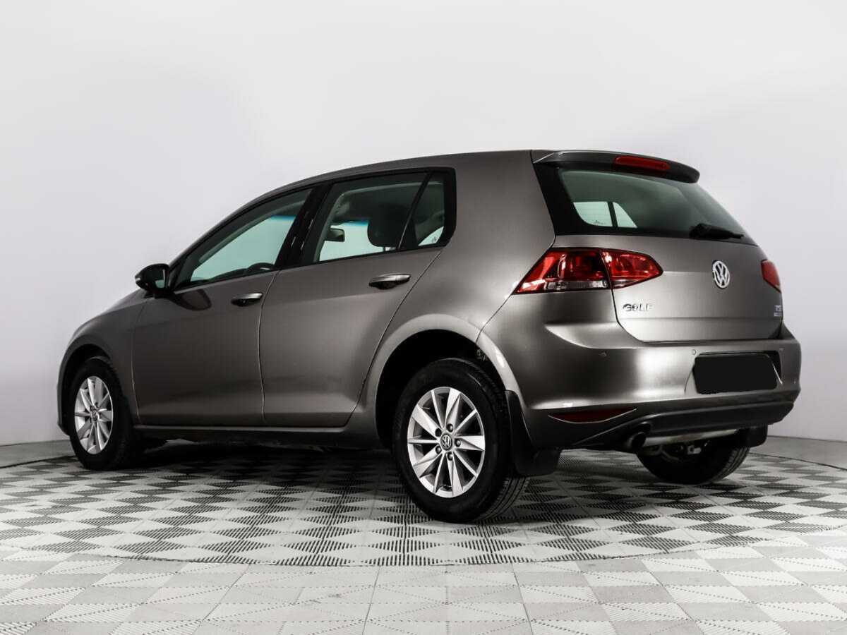 Volkswagen Golf с пробегом — 2013 год. Фото: #6