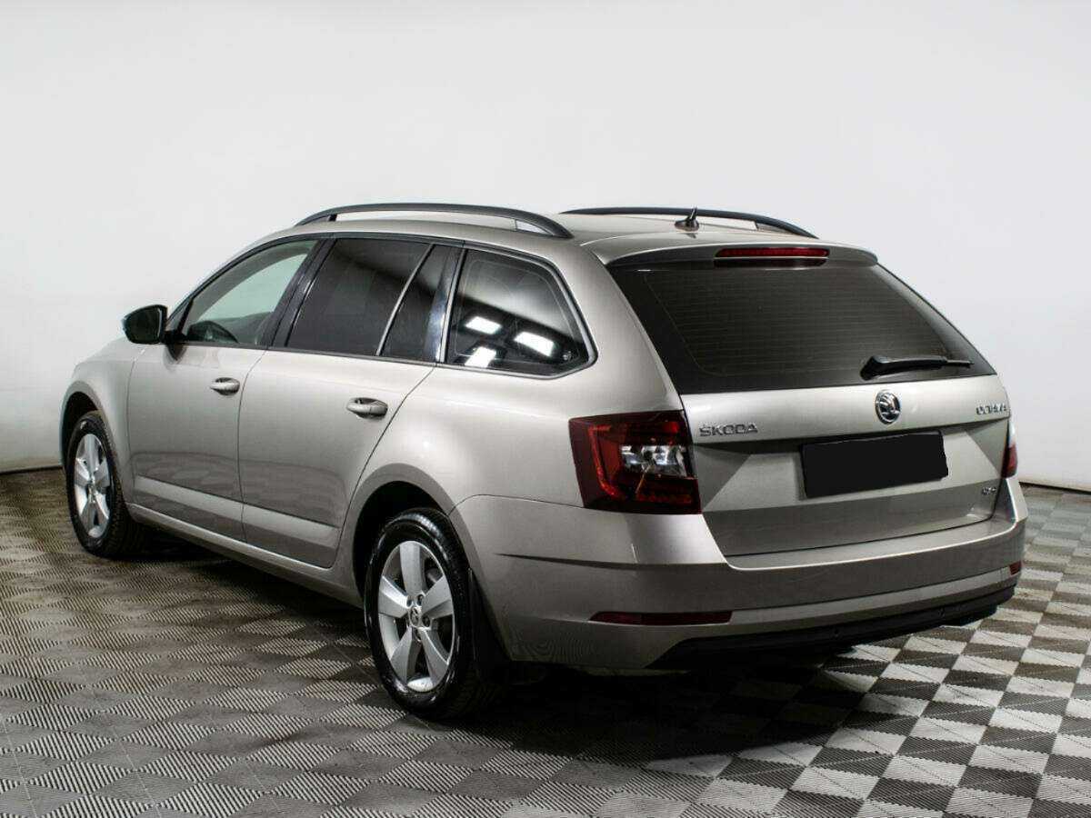 Skoda Octavia с пробегом — 2018 год. Фото: #5