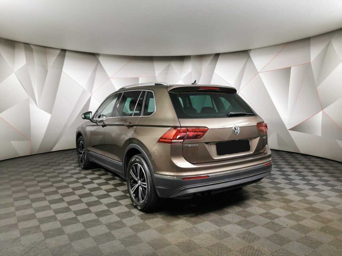 Volkswagen Tiguan с пробегом — 2018 год. Фото: #3