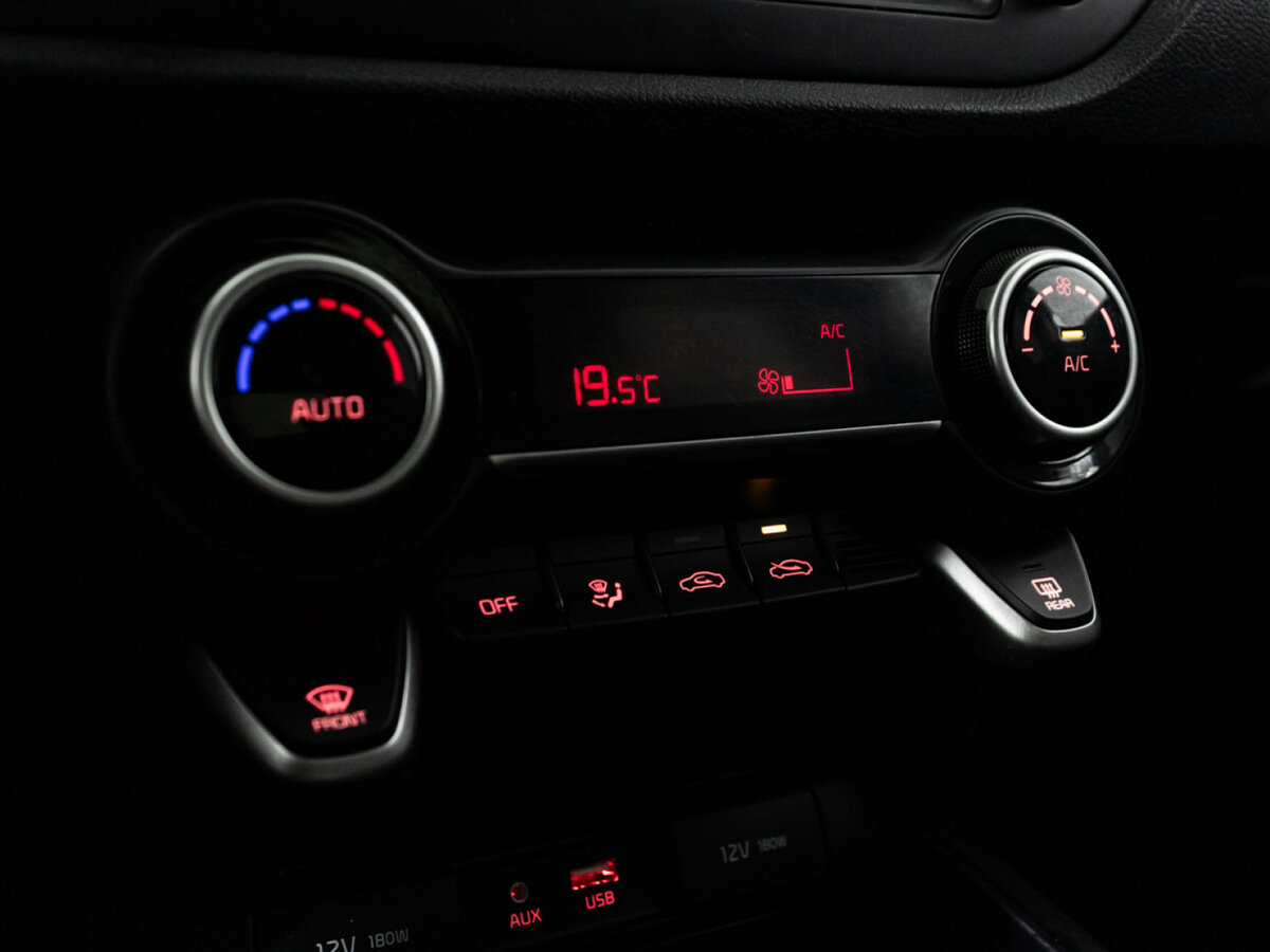 Kia Rio с пробегом — 2019 год. Фото: #14