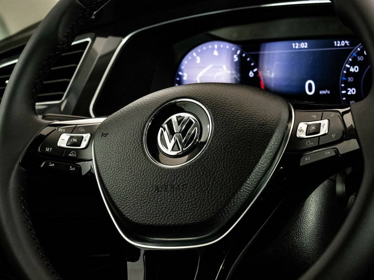 Volkswagen Tiguan с пробегом — 2017 год. Фото: #9