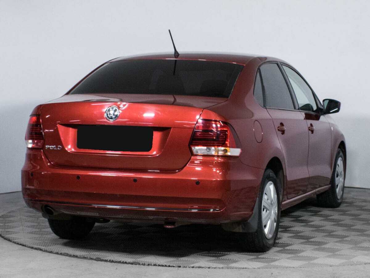 Volkswagen Polo с пробегом — 2016 год. Фото: #4
