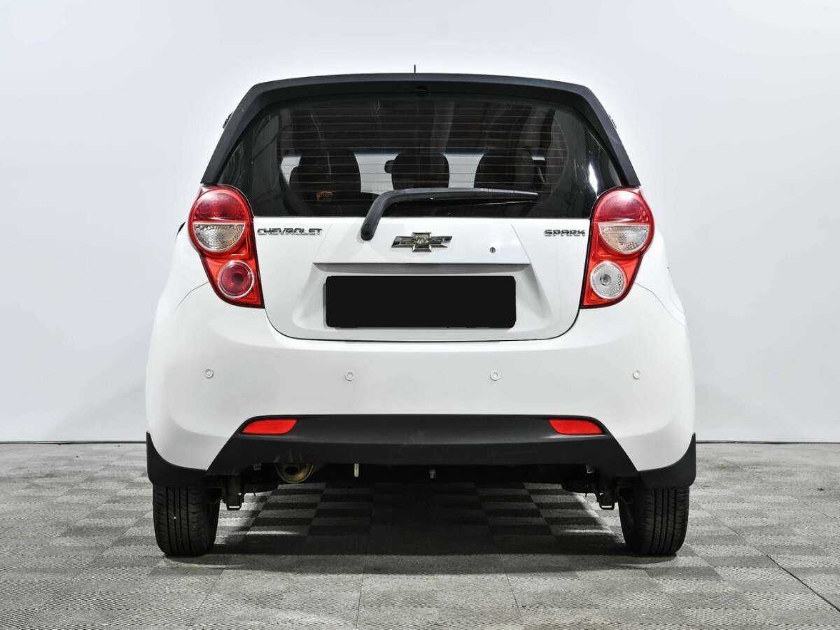 Chevrolet Spark с пробегом — 2013 год. Фото: #4