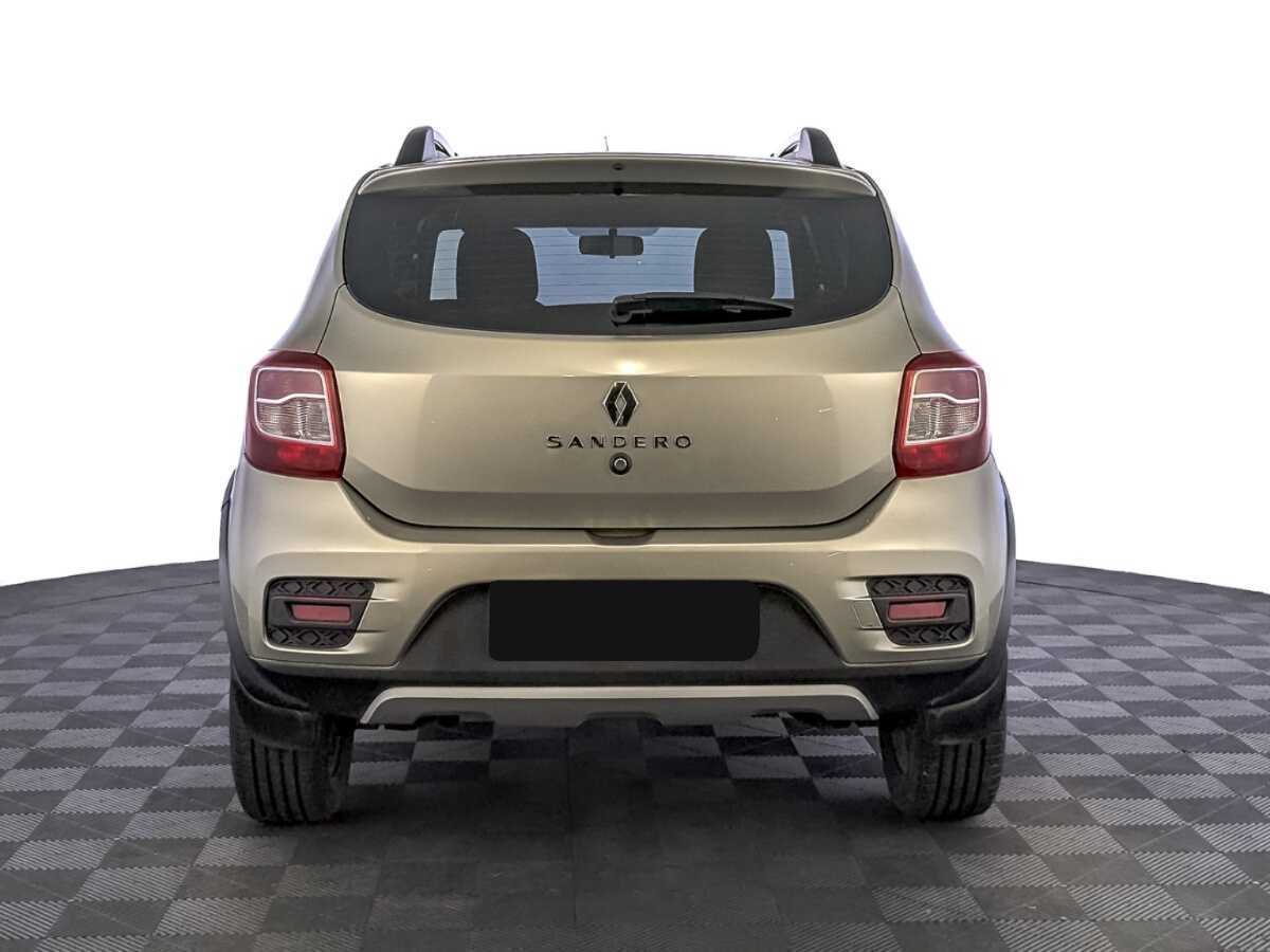 Renault Sandero с пробегом — 2021 год. Фото: #5