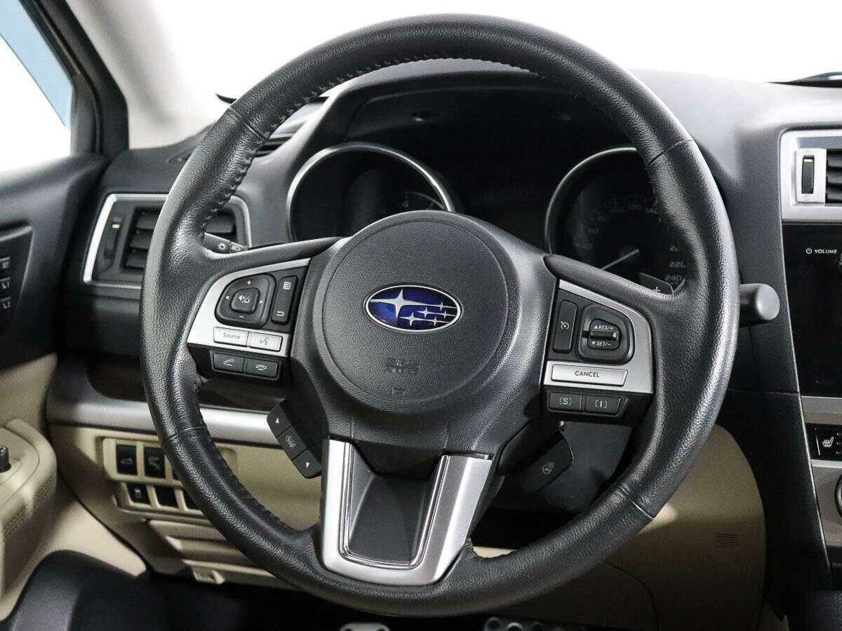 Subaru Outback с пробегом — 2017 год. Фото: #12