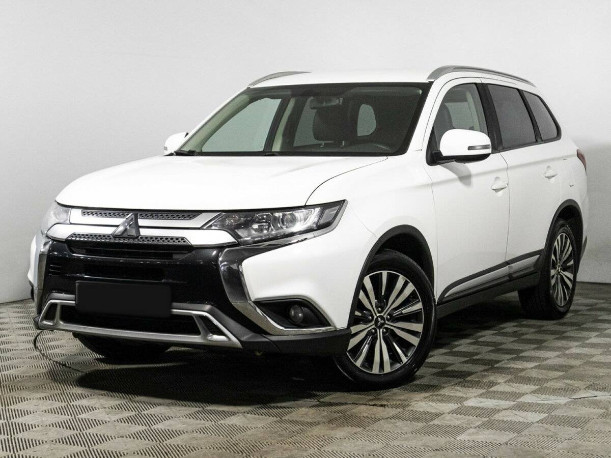 Mitsubishi Outlander с пробегом — 2020 год. Посмотреть фото