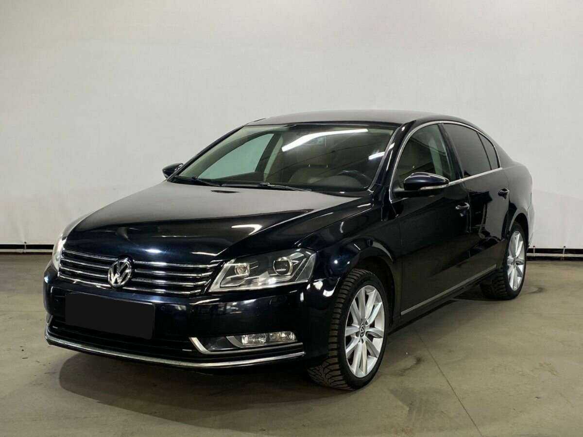 Volkswagen Passat с пробегом — 2012 год. Фото: #0