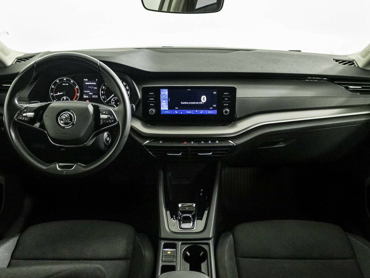 Skoda Octavia с пробегом — 2021 год. Фото: #10