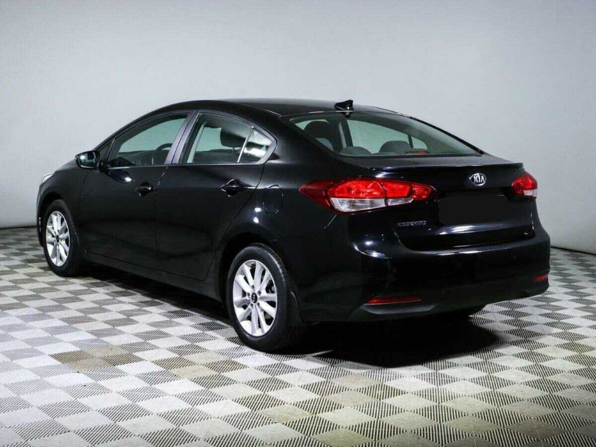 Kia Cerato с пробегом — 2018 год. Фото: #6