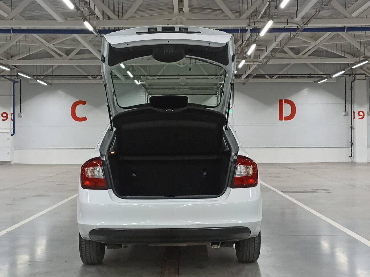 Skoda Rapid с пробегом — 2019 год. Фото: #9
