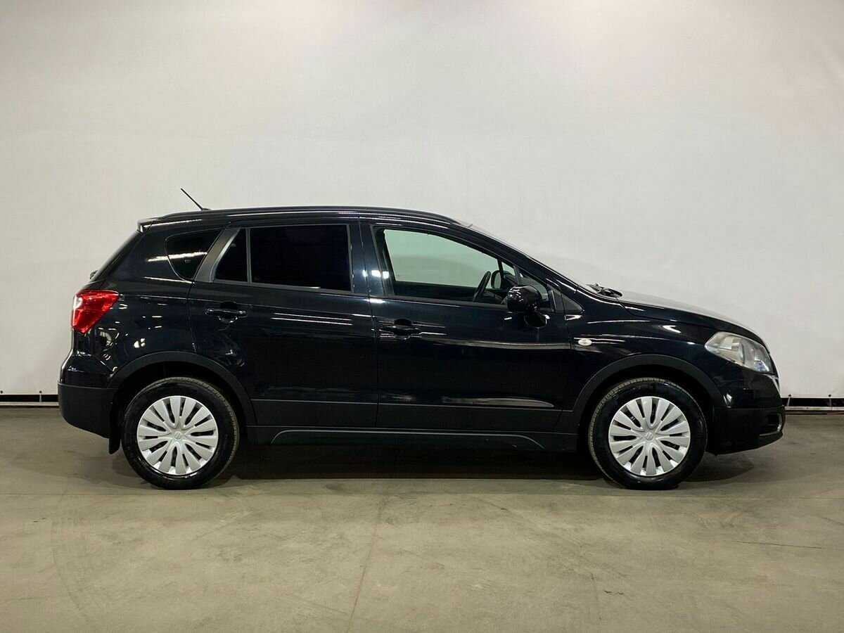 Suzuki SX4 с пробегом — 2014 год. Фото: #3