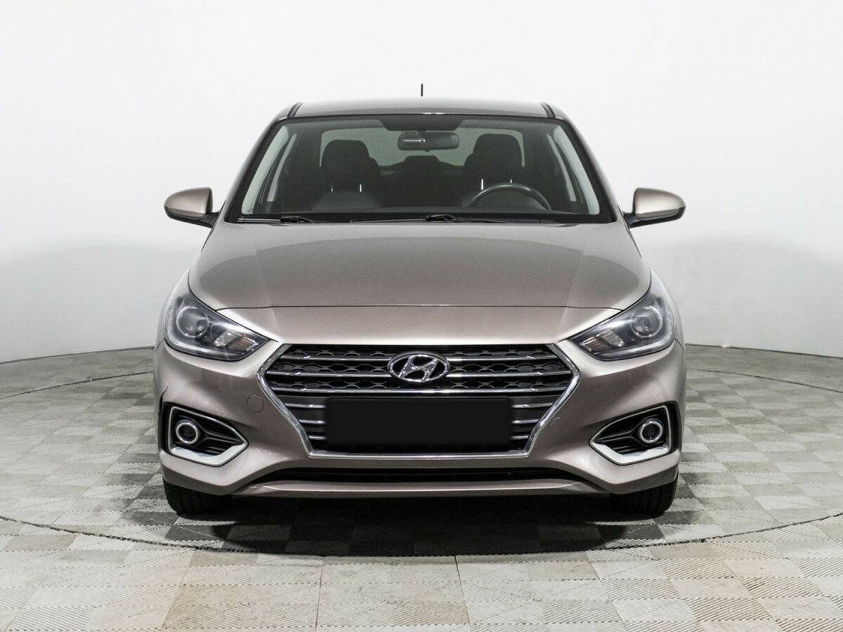 Hyundai Solaris с пробегом — 2018 год. Фото: #1