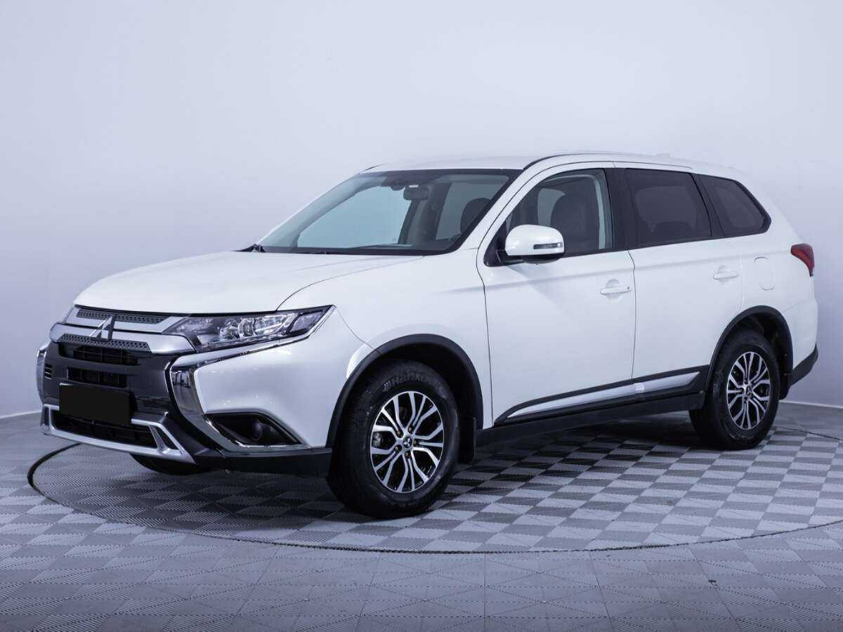 Mitsubishi Outlander с пробегом — 2020 год. Фото: #0