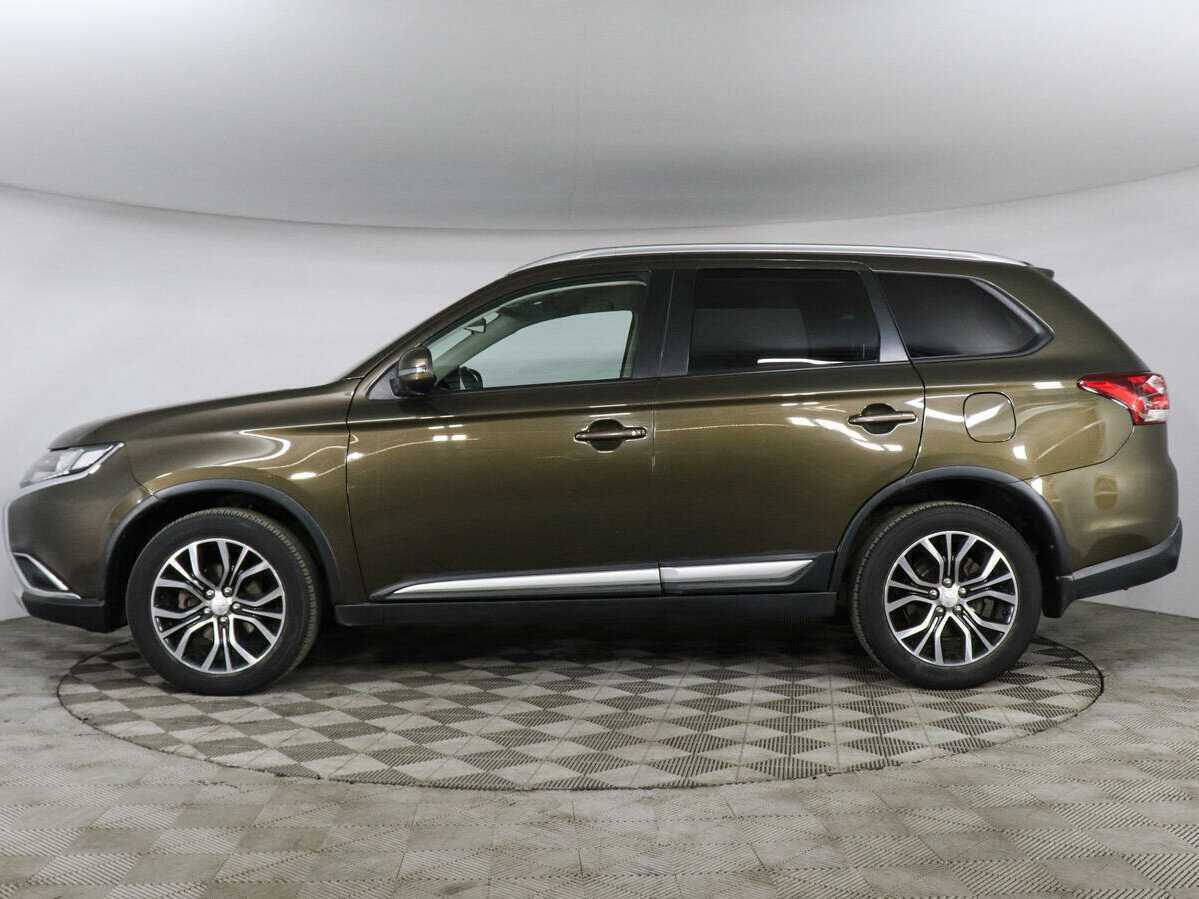 Mitsubishi Outlander с пробегом — 2018 год. Фото: #7