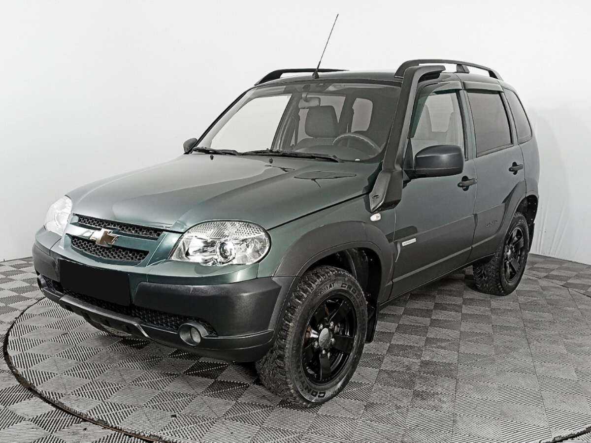 Chevrolet Niva с пробегом — 2014 год. Фото: #0