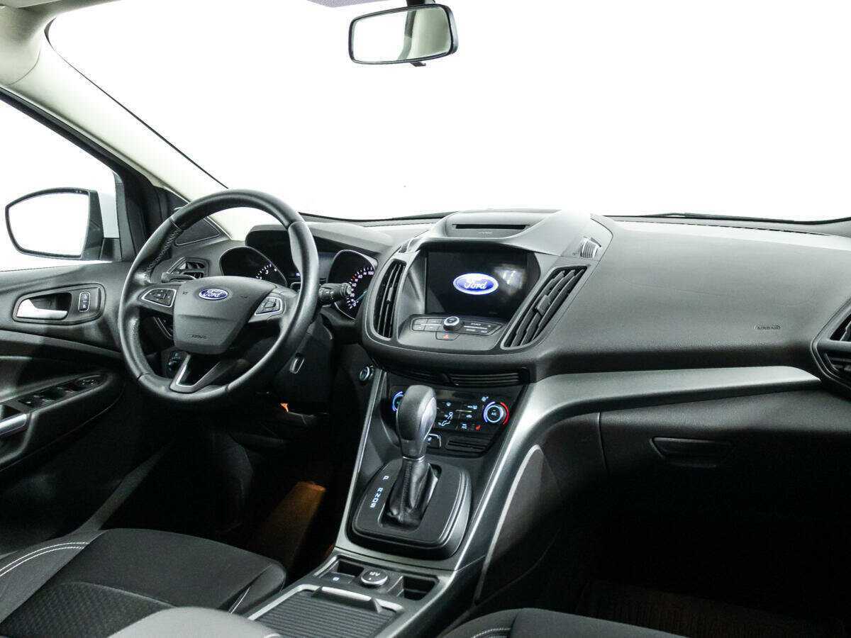 Ford Kuga с пробегом — 2017 год. Фото: #8