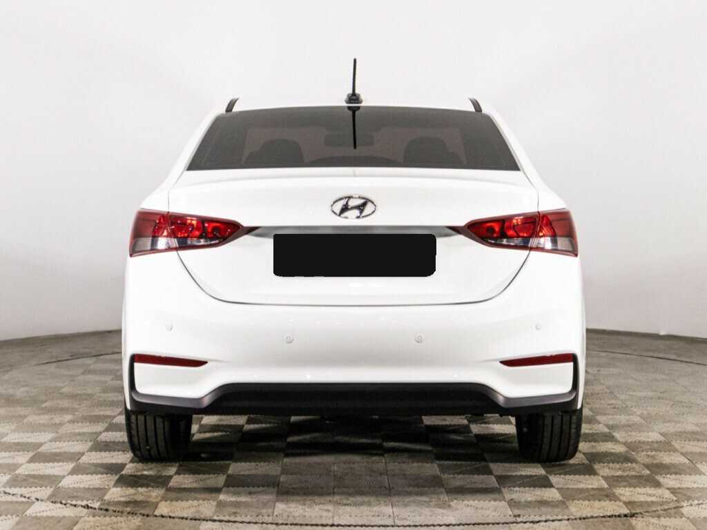 Hyundai Solaris с пробегом — 2017 год. Фото: #5
