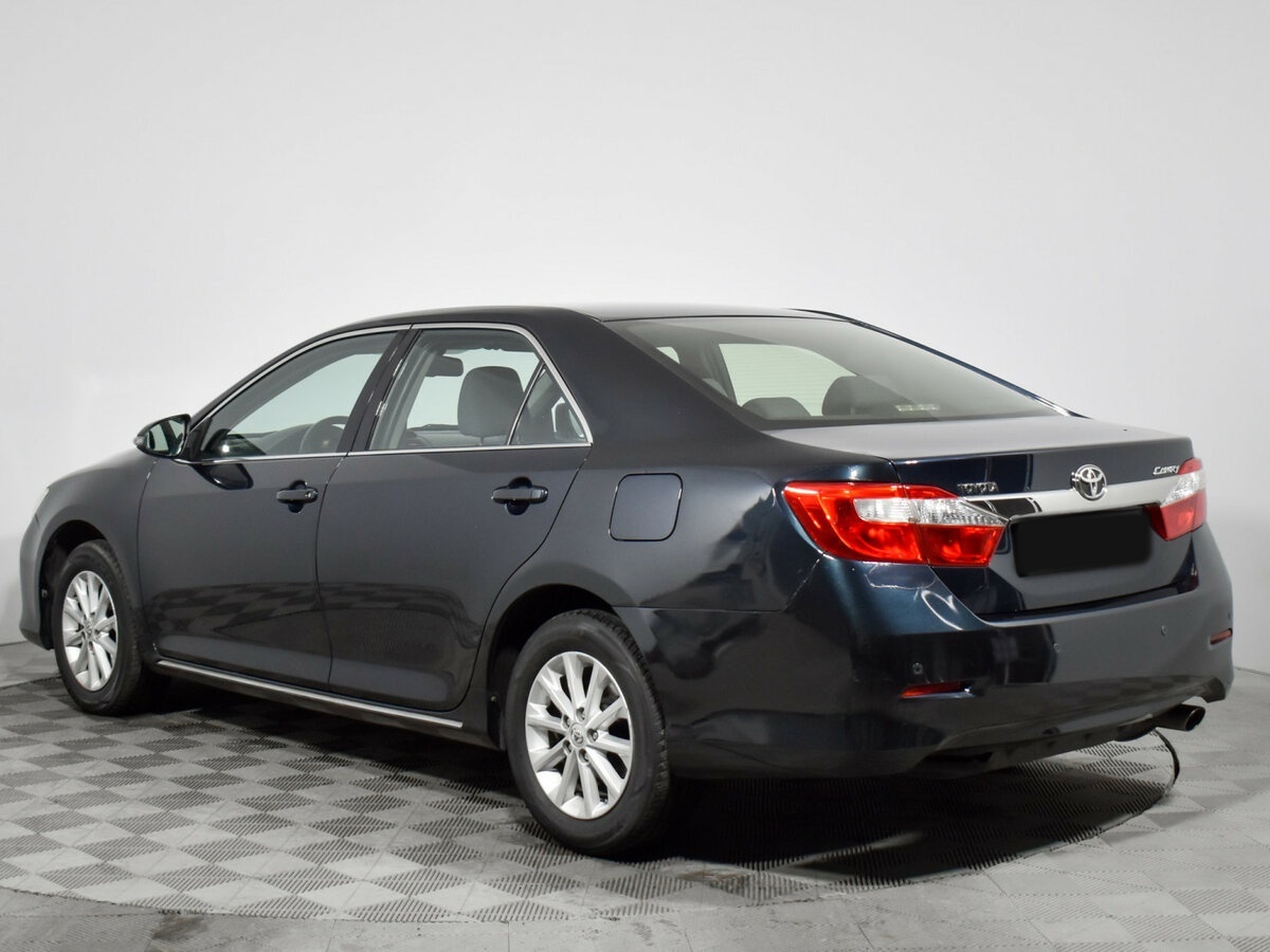 Toyota Camry с пробегом — 2012 год. Фото: #5
