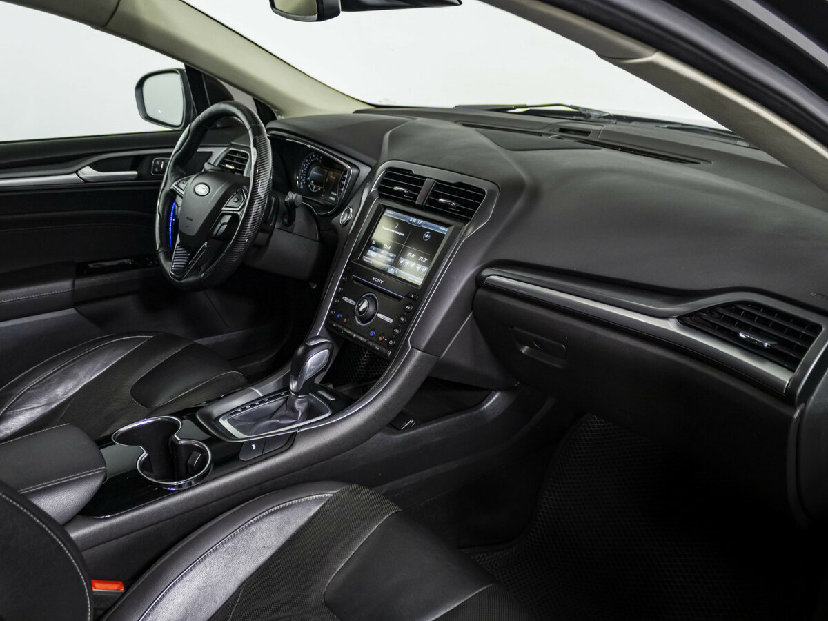 Ford Mondeo с пробегом — 2015 год. Фото: #7