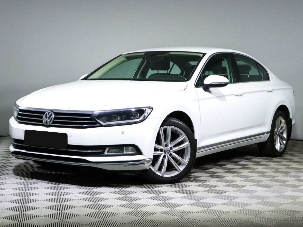 Volkswagen Passat с пробегом — 2016 год. Фото: #0