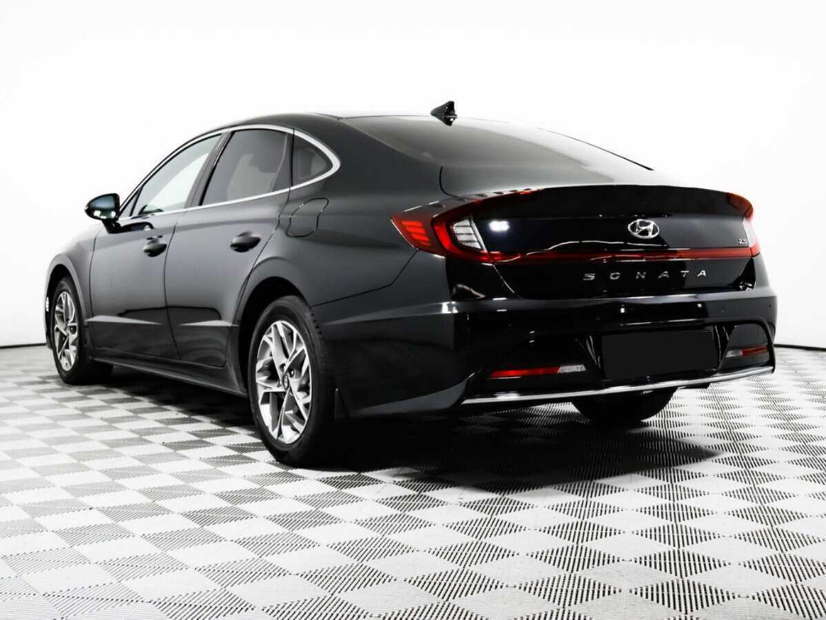 Hyundai Sonata с пробегом — 2021 год. Фото: #6