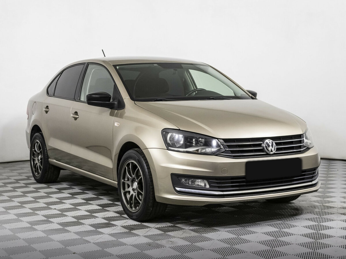 Volkswagen Polo с пробегом — 2018 год. Фото: #2